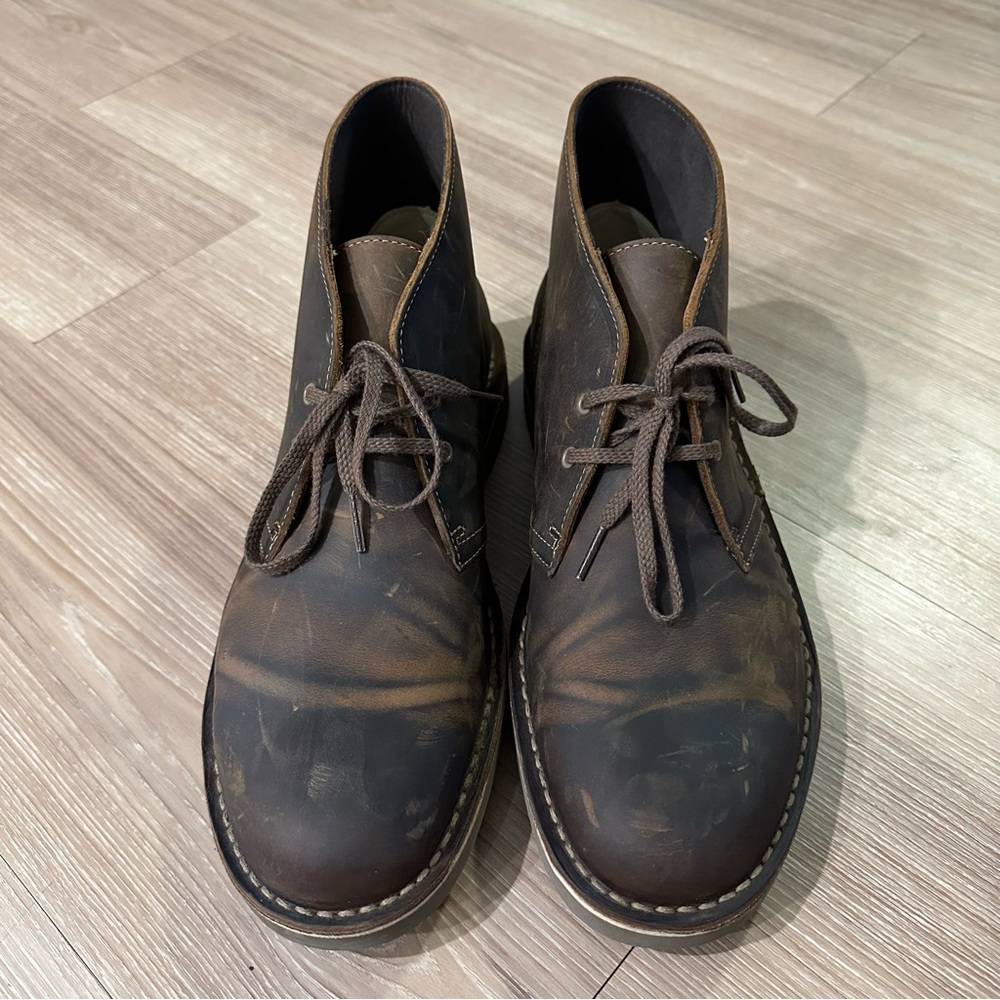 EUC Collection by Clark’s Brown Leather Chukka Boots